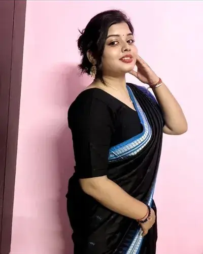 Call Girl in New Town